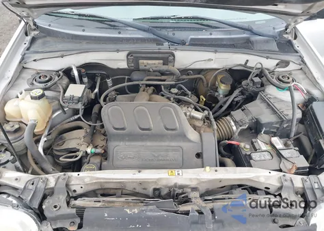 2003 Ford Escape Xlt z USA, uszkodzony, nr VIN 1FMYU03193KA78387